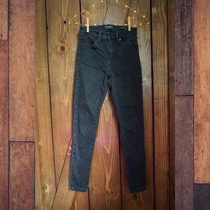 Banana Republic High-Rise Jegging 24/P